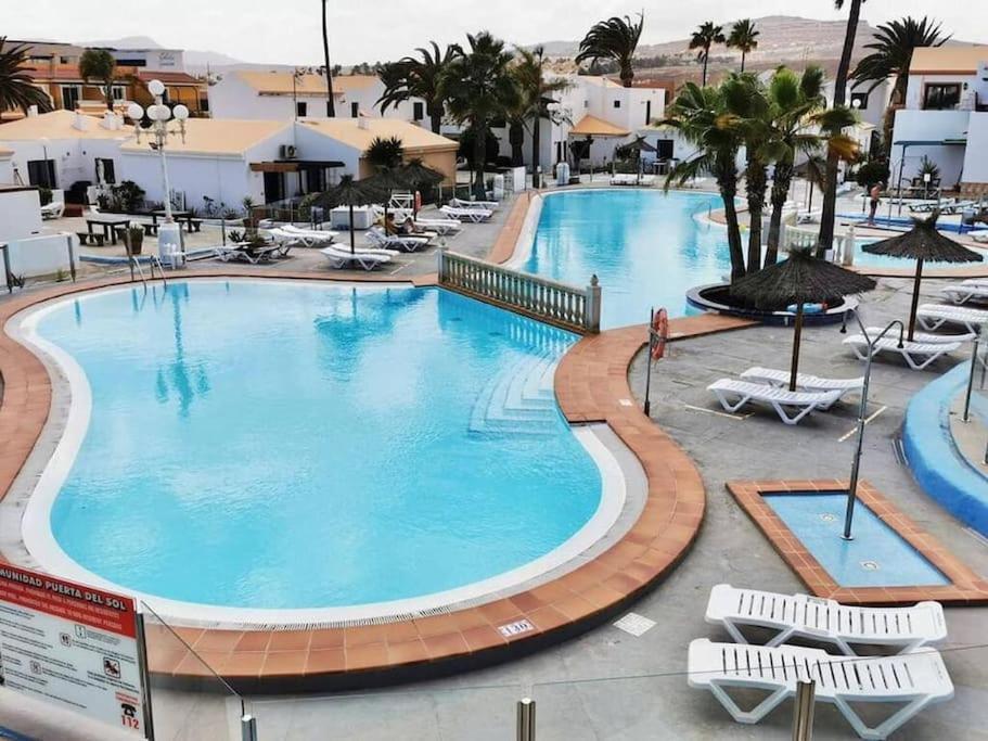 Lovely Apartment Near The Beach With Pool & Wifi Caleta De Fuste Zewnętrze zdjęcie