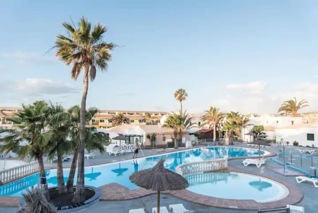 Lovely Apartment Near The Beach With Pool & Wifi Caleta De Fuste Zewnętrze zdjęcie