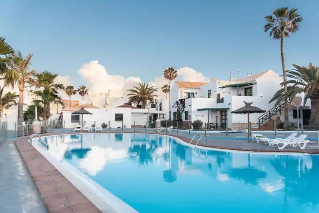 Lovely Apartment Near The Beach With Pool & Wifi Caleta De Fuste Zewnętrze zdjęcie